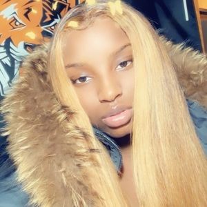 Meet your Posher, Zenetria